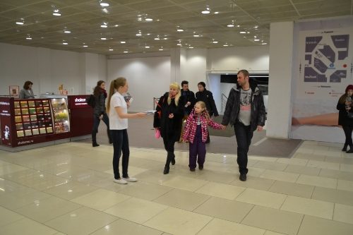 KIA. Лифлетинг